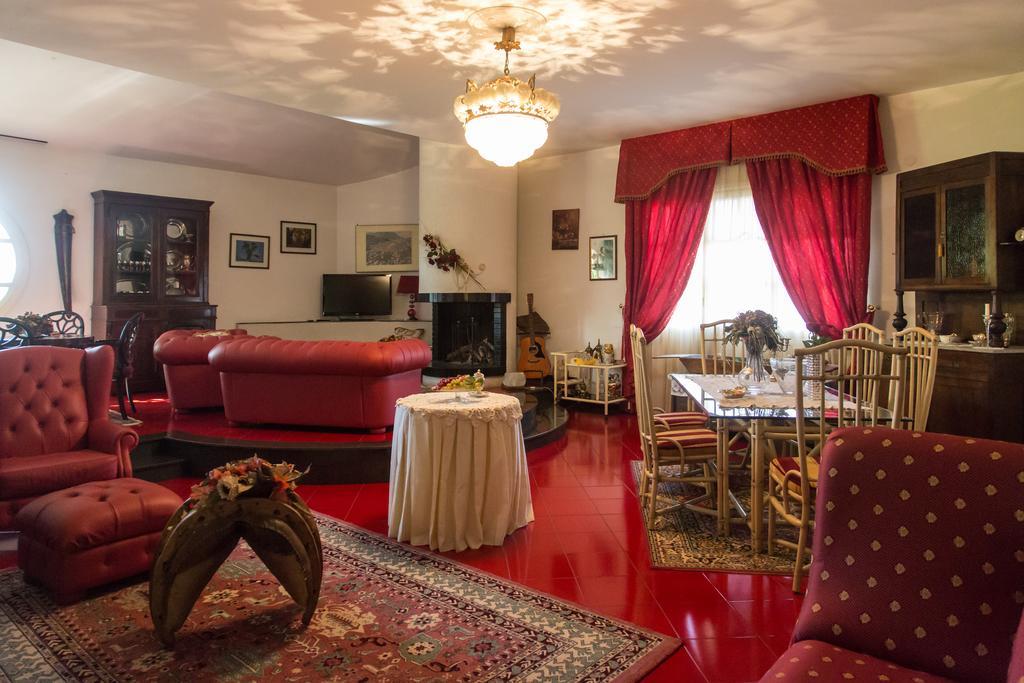 Agriturismo La Locanda Del Parco Morano Calabro Bagian luar foto